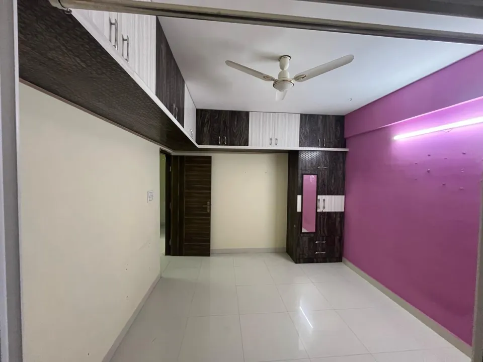 Semi furnished 1bhk