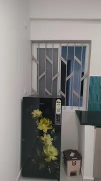 1000312647